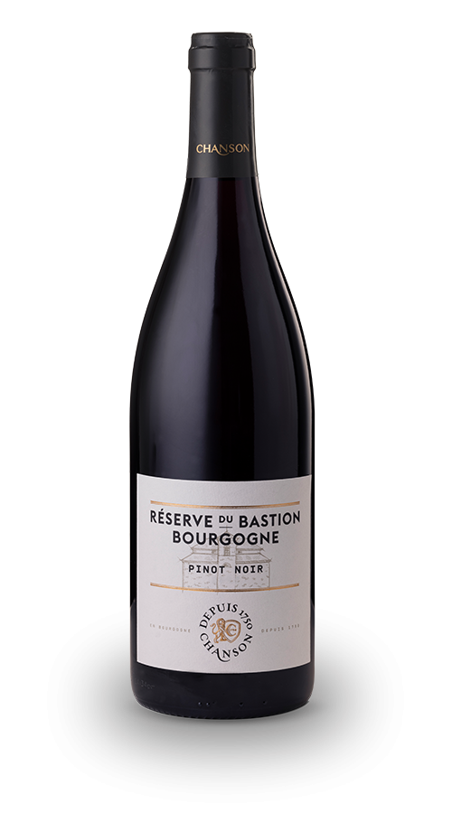 Wine red La bouteille de Bourgogne Pinot Noir Réserve du